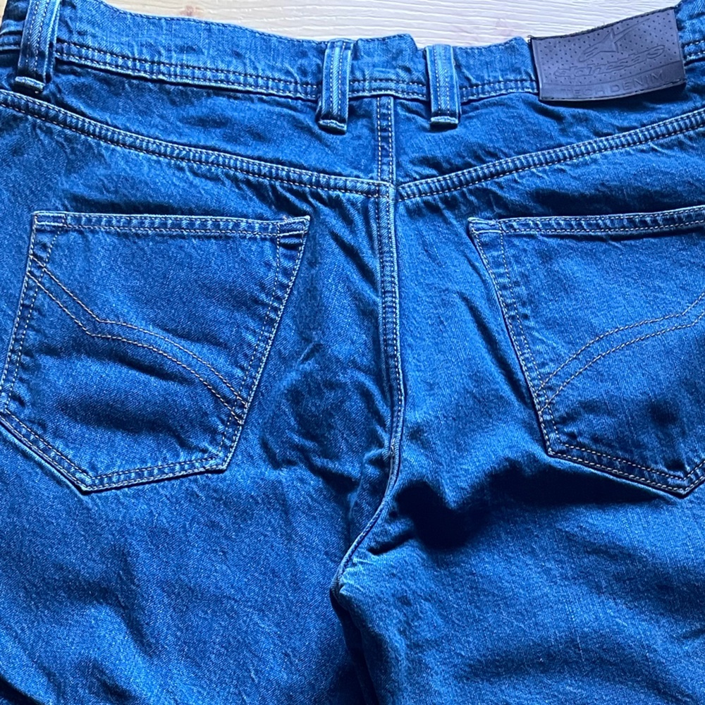 Alpinestars Men's motorcycle jeans with Kevlar. Standard wash denim color - Picture 5 of 15
